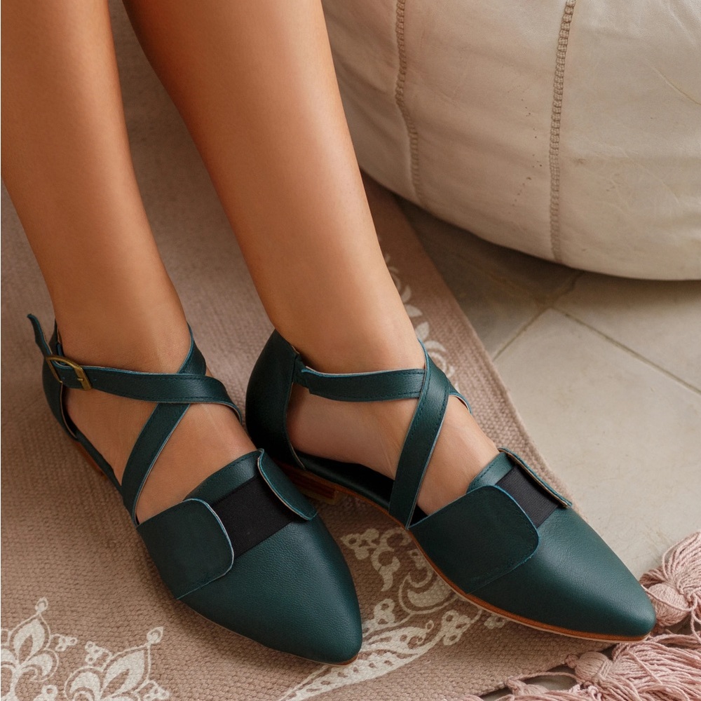 CAMEL Italiano Pointy Toe Flats